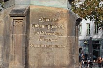 Denkmal Johann Friedrich (Markt) aus Seeberger Sandstein (Thüringen) | Obere Trias